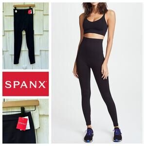 NWT Spanx Womens Black Look at Me Now High‎ Waisted Seamless Leggings Size L